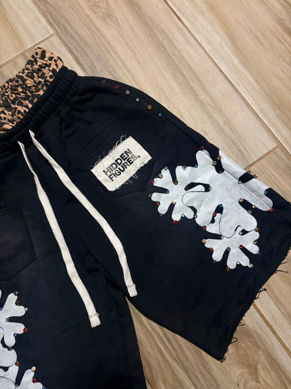 Black “HIDDEN” Shorts - HiddenfiguresUS